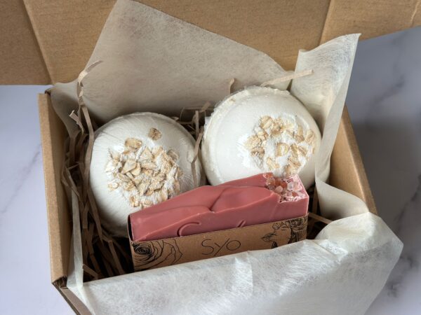 Gift Box (1 Soap, 2 Bath Bombs) - Image 2